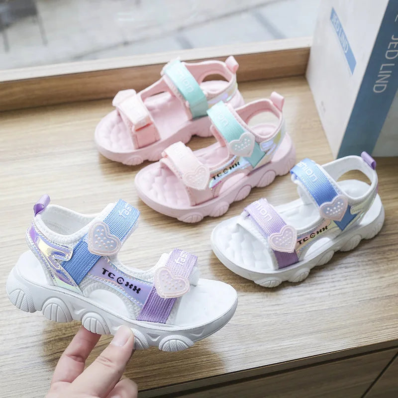 Girls Sandals Children's Beach Shoes 2022 Summer New Lightweight Princess Shoes Soft Sole Princess Cute Sandal