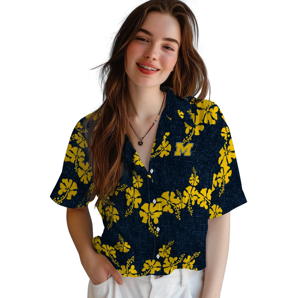 Michigan Wolverines Hawaiian Shirt - 50th State Flower | Hula Hawaiian Shirts