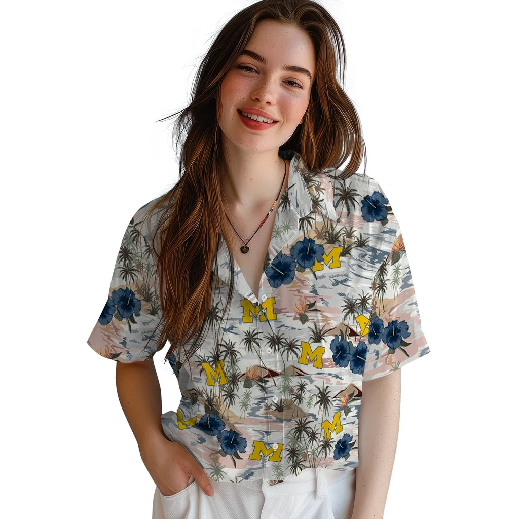 Michigan Wolverines Hawaiian Shirt - Hibiscus Seaside | Hula Hawaiian Shirts