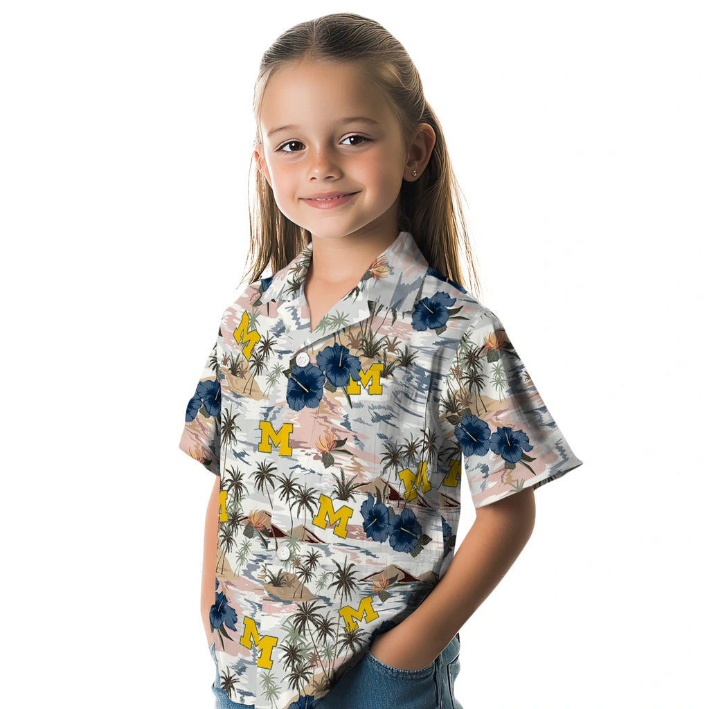 Michigan Wolverines Hawaiian Shirt - Hibiscus Seaside | Hula Hawaiian Shirts